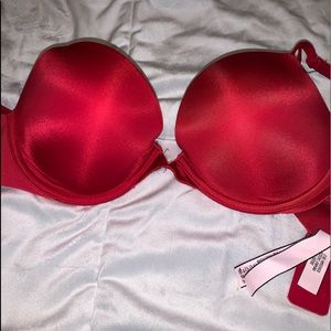 Victoria’s Secret Push Up Bra 32D